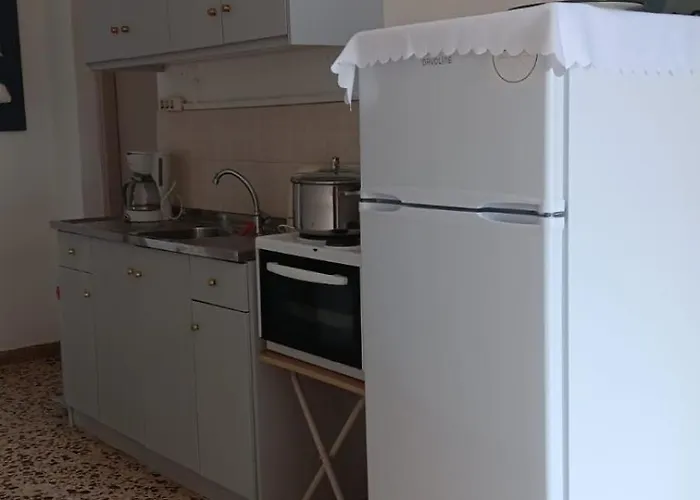 Eleni Goumenaki Rooms